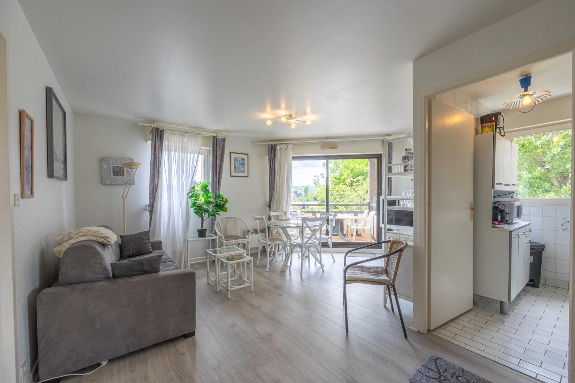 Apartment With Parking And Balcony Near The Beach Deauville Extérieur photo