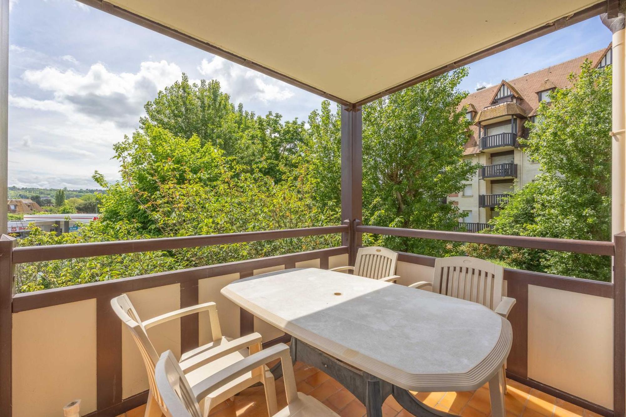 Apartment With Parking And Balcony Near The Beach Deauville Extérieur photo